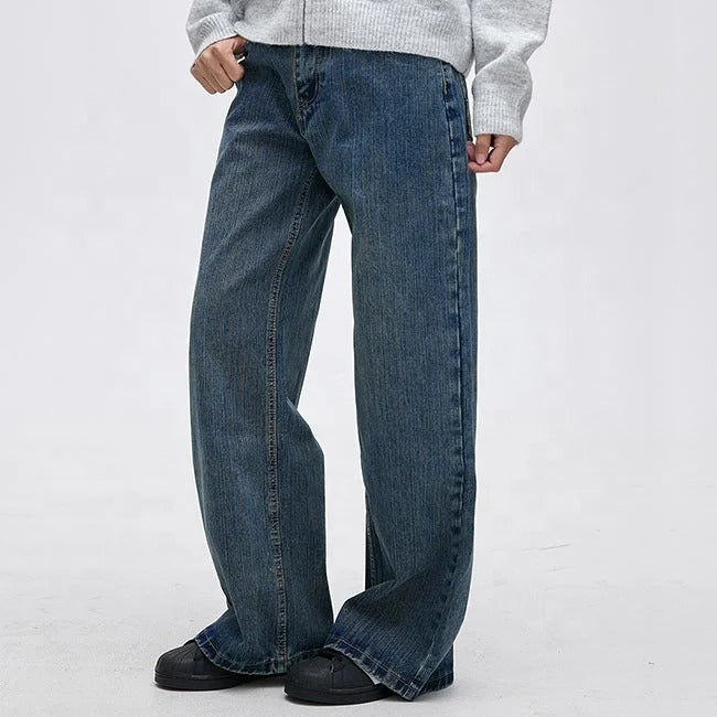 Wide-Leg Blue Denim Jeans with Panelled Back Pocket Detail